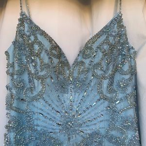 Formal dress, brand new never worn, size small (fits sizes 4/6).